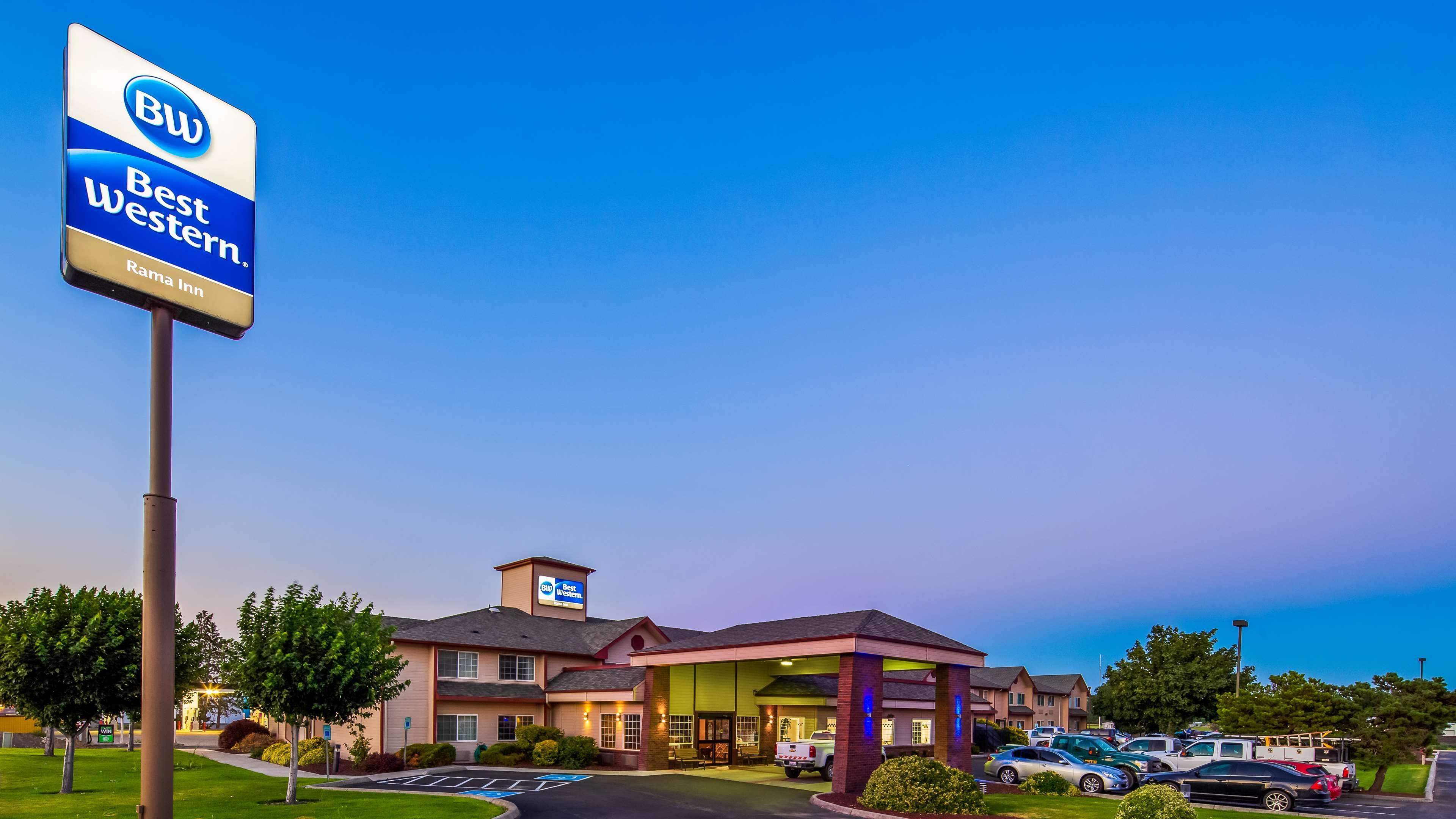 Western Rama Hotel